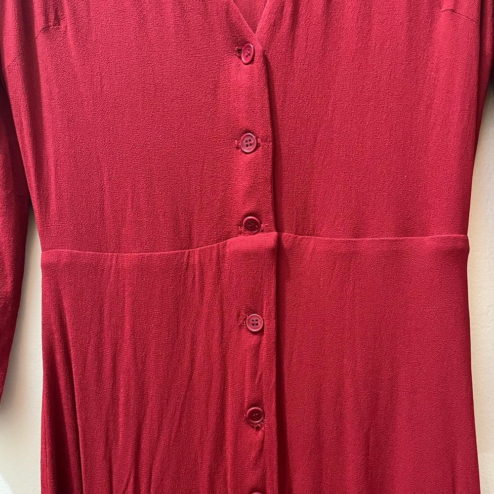 Reformation Alma Dress in Crimson, Size 2 - Picture 11 of 12